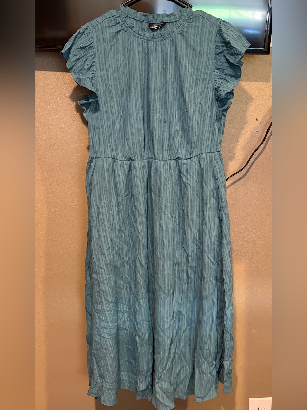BloomChic Sky Blue Ruffle Sleeve Midi Dress